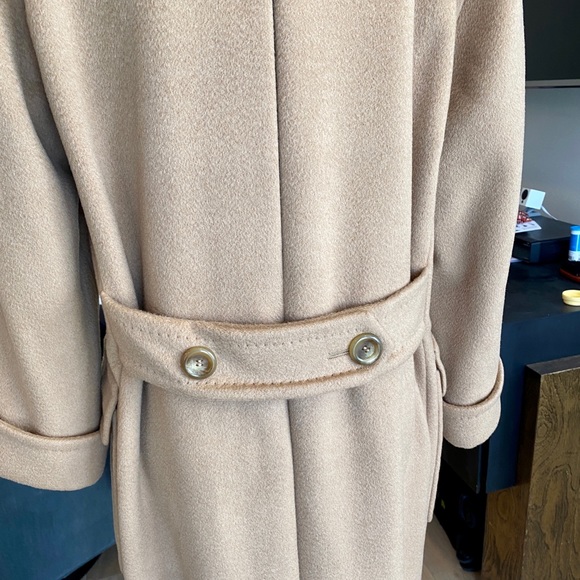 SOLD ‼️ Max Mara Camel Wool Coat - Picture 6 of 7